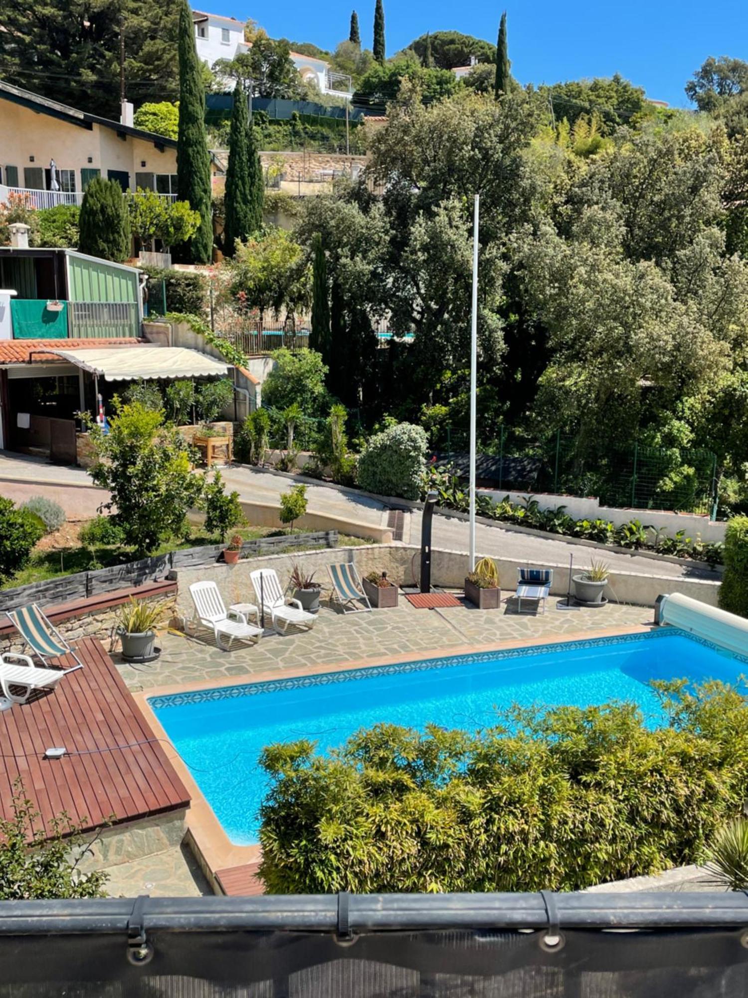 Residence Le Golfe Bleu Rayol-Canadel-sur-Mer Bagian luar foto