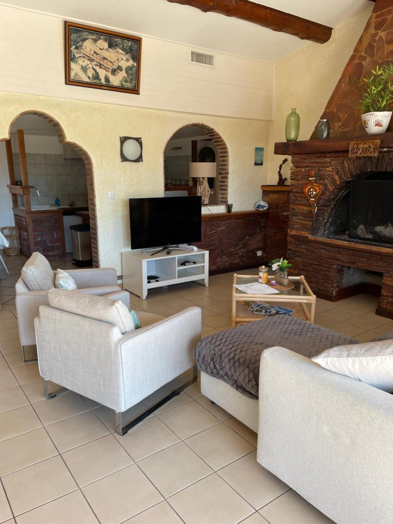 Residence Le Golfe Bleu Rayol-Canadel-sur-Mer Bagian luar foto