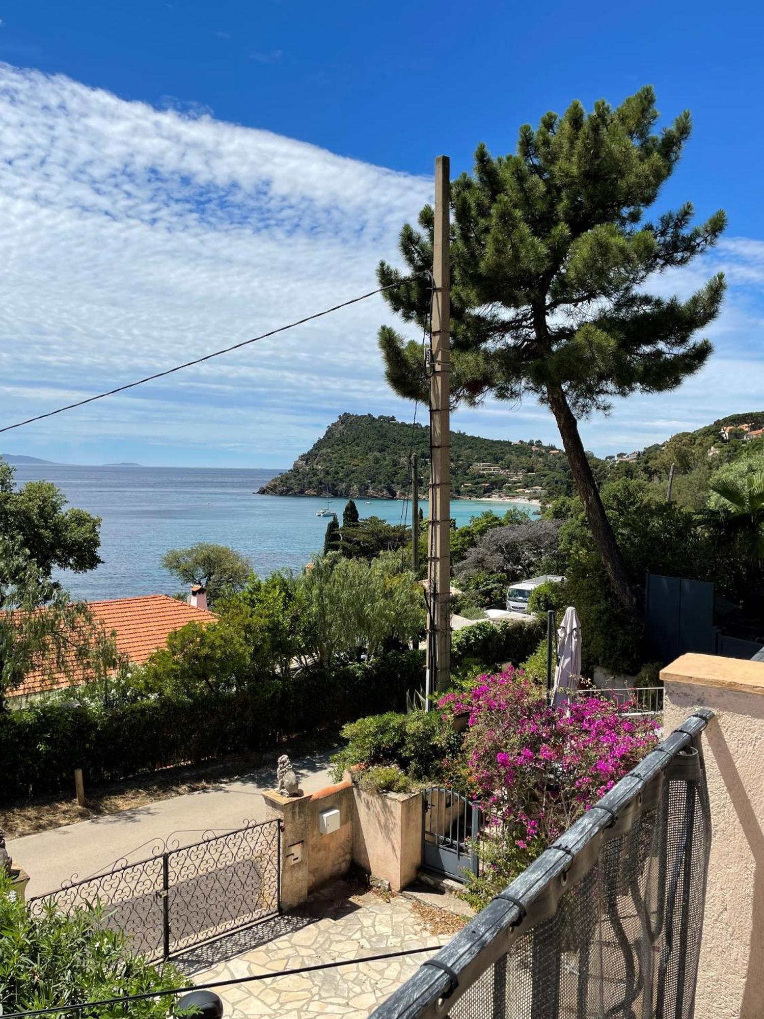 Residence Le Golfe Bleu Rayol-Canadel-sur-Mer Bagian luar foto