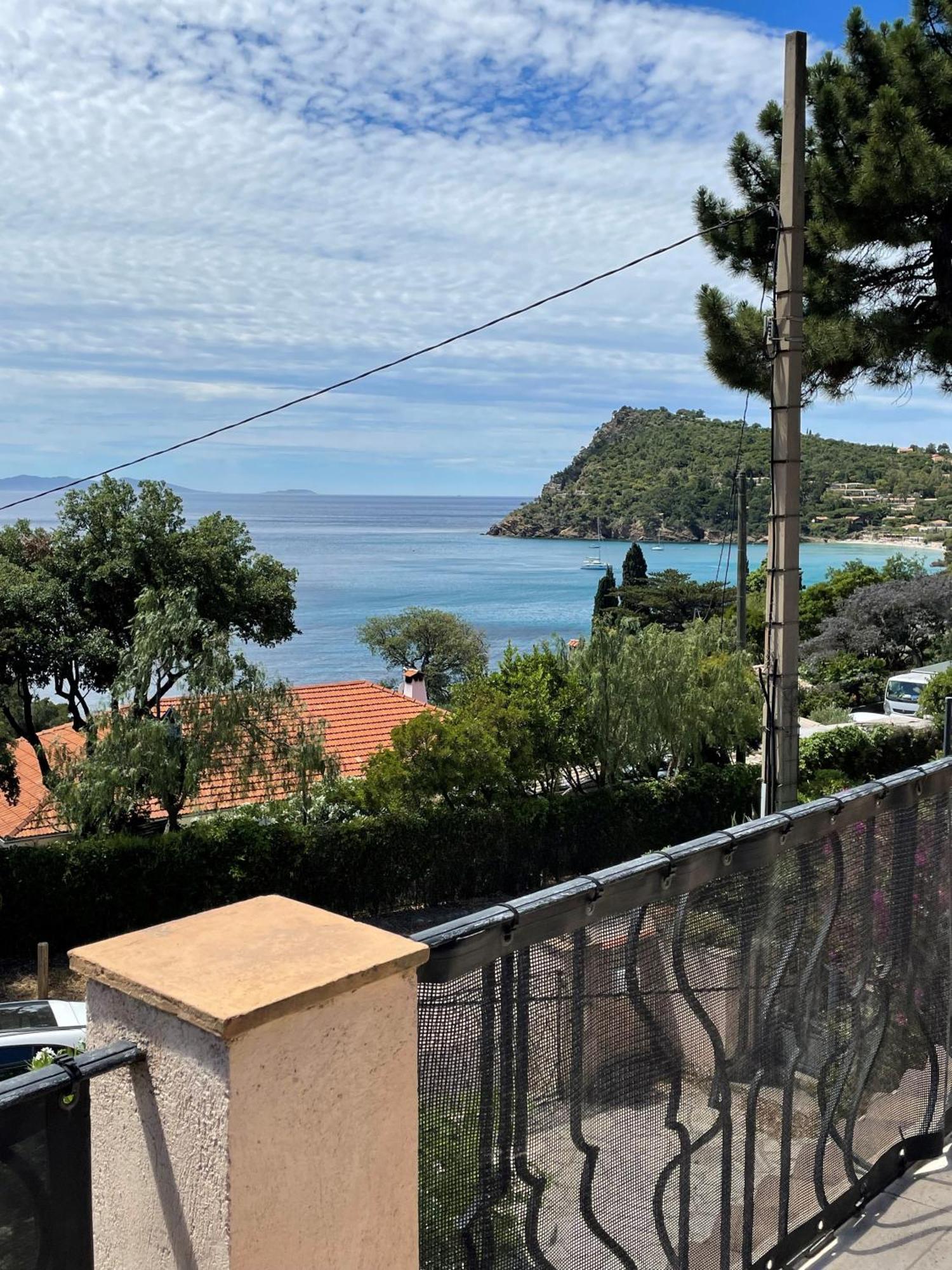 Residence Le Golfe Bleu Rayol-Canadel-sur-Mer Bagian luar foto
