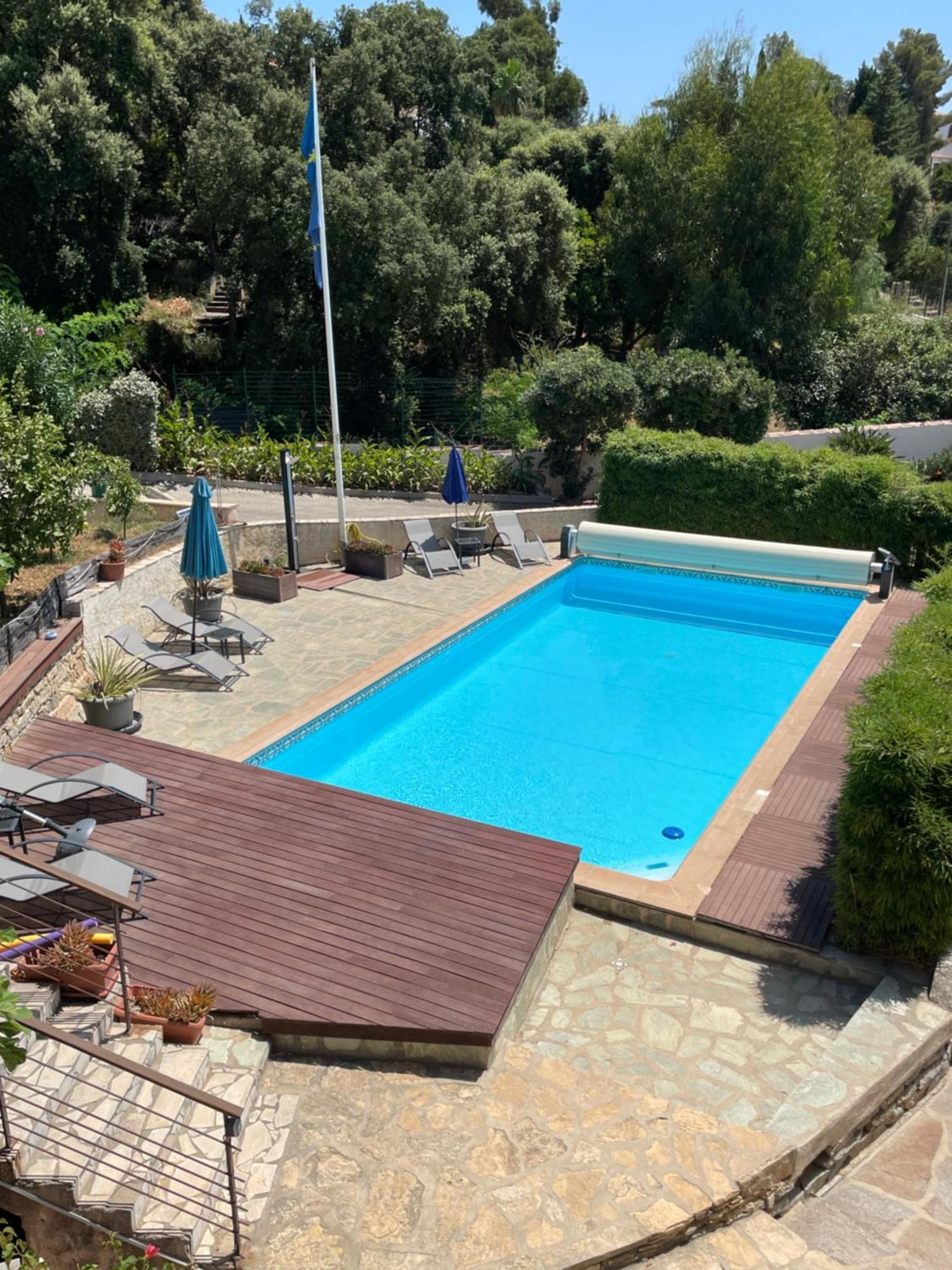 Residence Le Golfe Bleu Rayol-Canadel-sur-Mer Bagian luar foto