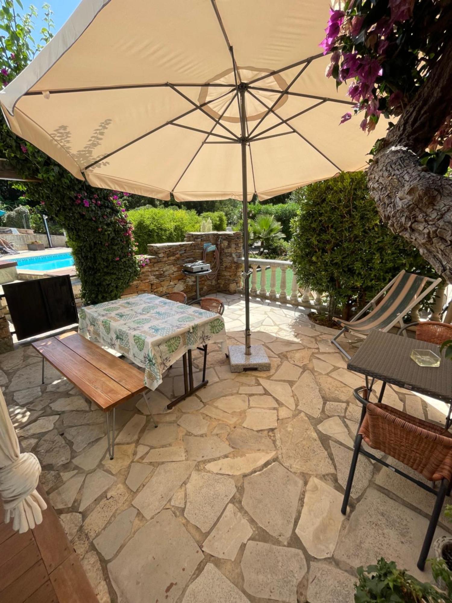 Residence Le Golfe Bleu Rayol-Canadel-sur-Mer Bagian luar foto