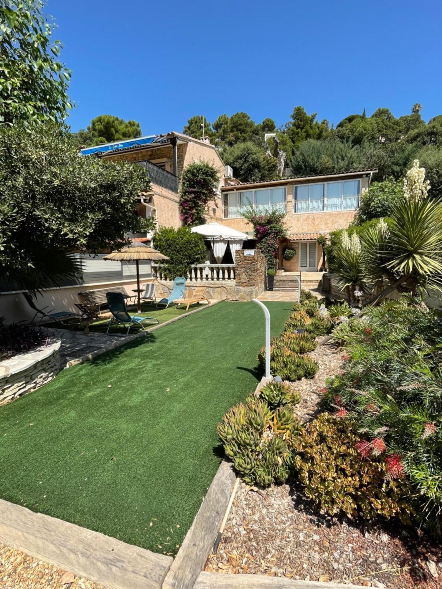 Residence Le Golfe Bleu Rayol-Canadel-sur-Mer Bagian luar foto