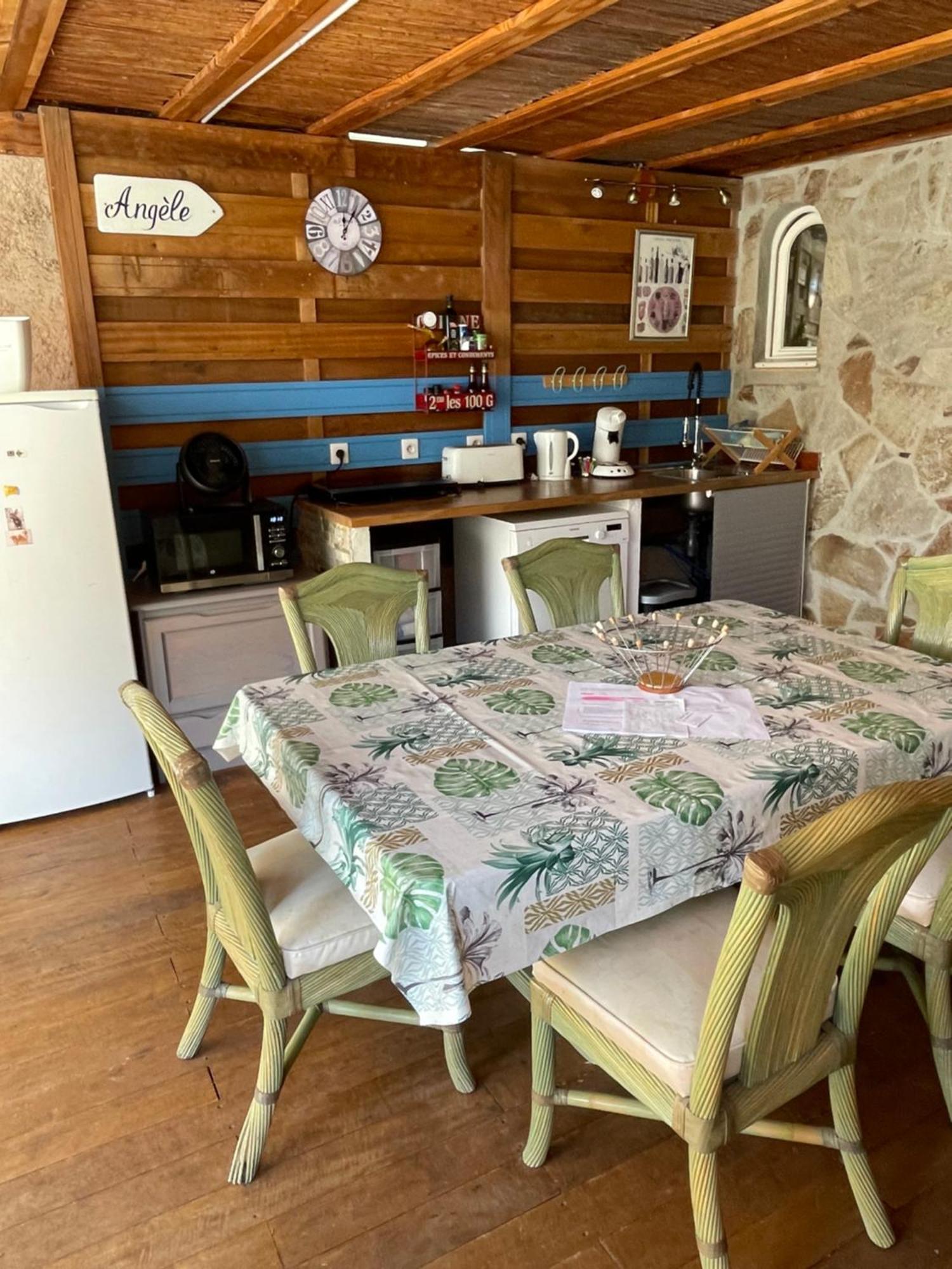 Residence Le Golfe Bleu Rayol-Canadel-sur-Mer Bagian luar foto